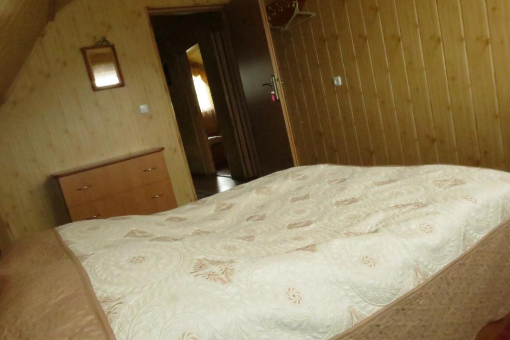 Bilyy Kamin Guest House Tatariv Room photo